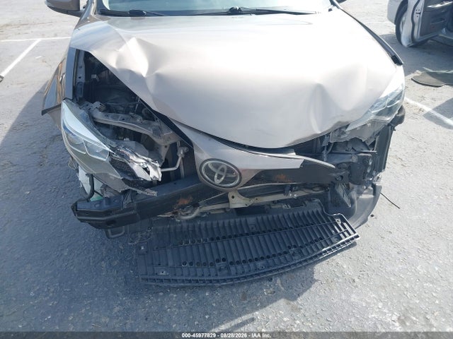 5YFBURHE8JP838219 Toyota COROLLA SE