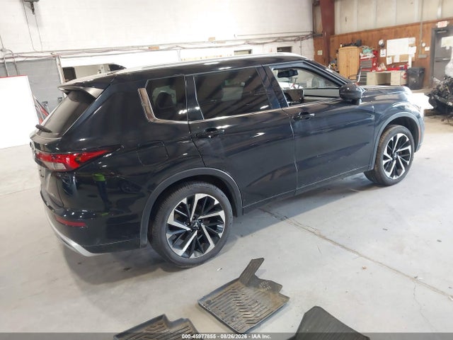 Auction sale of the 2024 Mitsubishi Outlander, vin: JA4J4WA82RZ076046, lot number: 45977855