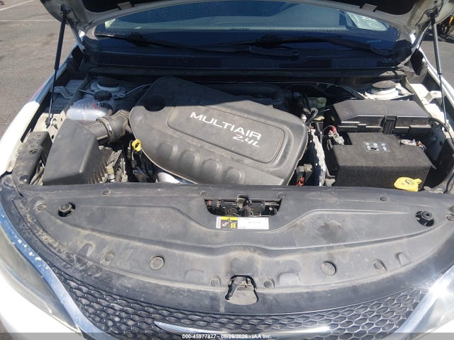 45977877 :رقم المزاد ، 1C3CCCAB4GN119984 vin ، 2016 Chrysler 200 Limited مزاد بيع