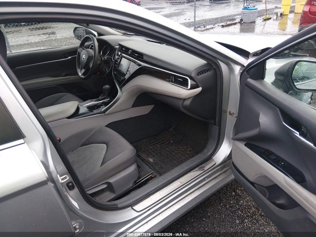Продаж на аукціоні авто 2018 Toyota Camry Le, vin: 4T1B11HK8JU601874, номер лоту: 45977876