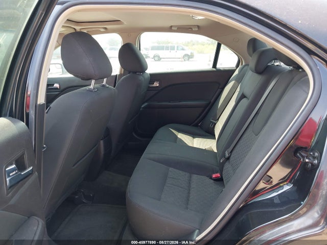 45977890 :رقم المزاد ، 3FAHP0HAXBR154882 vin ، 2011 Ford Fusion Se مزاد بيع
