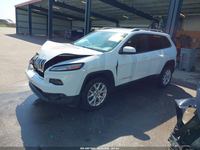 Jeep Cherokee Latitude 2015 1C4PJMCB5FW766957 Image 2