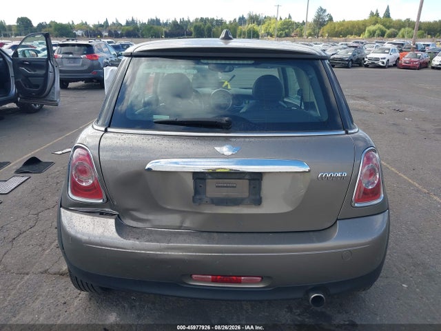 2011 Mini Cooper მანქანა იყიდება აუქციონზე, vin: WMWSU3C57BT098643, აუქციონის ნომერი: 45977926