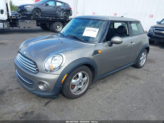 2011 Mini Cooper მანქანა იყიდება აუქციონზე, vin: WMWSU3C57BT098643, აუქციონის ნომერი: 45977926