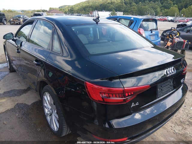 Продажа на аукционе авто 2017 Audi A4 Premium, vin: WAUANAF47HN002474, номер лота: 45977929