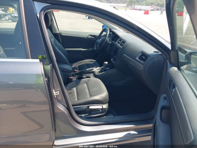 45977997 :رقم المزاد ، 3VWDB7AJ6HM405197 vin ، 2017 Volkswagen Jetta 1.4t Se مزاد بيع