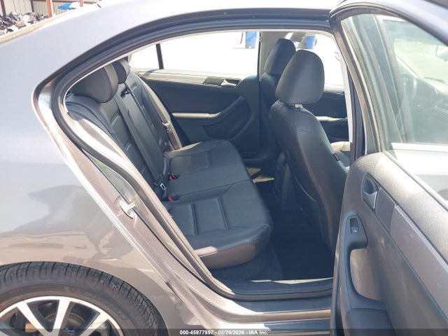 45977997 :رقم المزاد ، 3VWDB7AJ6HM405197 vin ، 2017 Volkswagen Jetta 1.4t Se مزاد بيع