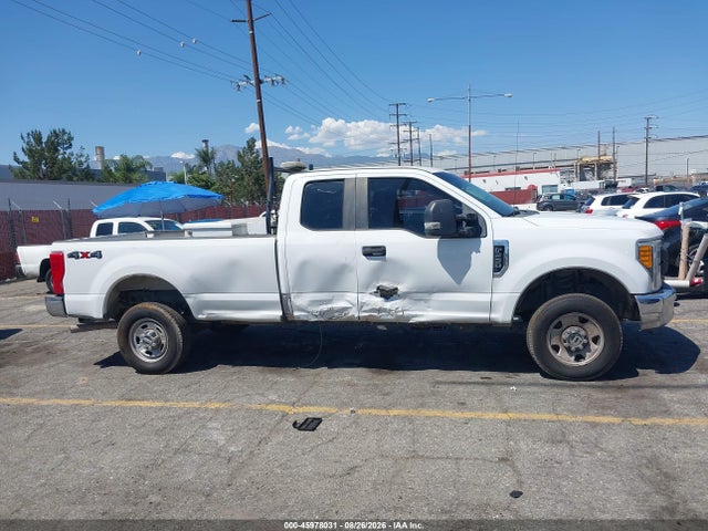 Ford F-250 Xl 2017 1FT7X2B69HEF48701 Image 14