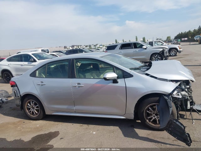 45978043 :رقم المزاد ، JTDEAMDE1NJ040976 vin ، 2022 Toyota Corolla Hybrid Le مزاد بيع