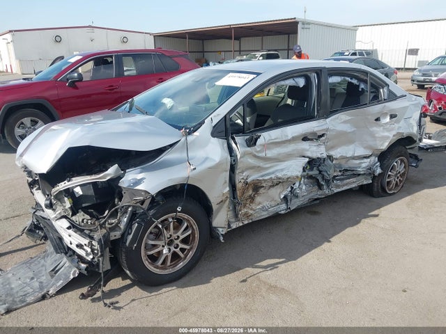 45978043 :رقم المزاد ، JTDEAMDE1NJ040976 vin ، 2022 Toyota Corolla Hybrid Le مزاد بيع