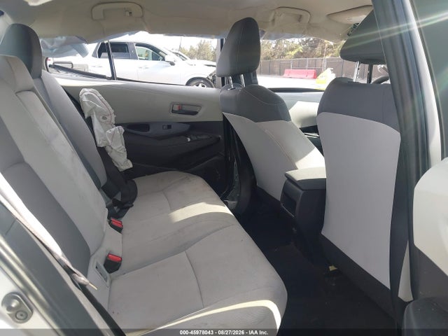 45978043 :رقم المزاد ، JTDEAMDE1NJ040976 vin ، 2022 Toyota Corolla Hybrid Le مزاد بيع