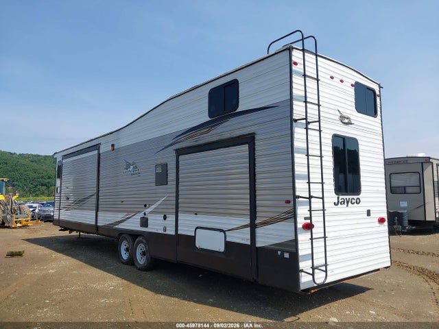 45978144 :رقم المزاد ، 1UJBJ0BV7K11L0160 vin ، 2019 Jayco Jayflight Bungalow Destination 40 Travel Trailer مزاد بيع