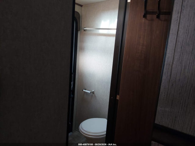 2015 Forest River Palomino Solaire Travel Trailer მანქანა იყიდება აუქციონზე, vin: 4X4TPAH23FN019233, აუქციონის ნომერი: 45978188