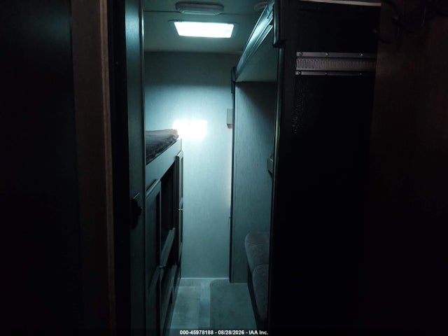 2015 Forest River Palomino Solaire Travel Trailer მანქანა იყიდება აუქციონზე, vin: 4X4TPAH23FN019233, აუქციონის ნომერი: 45978188