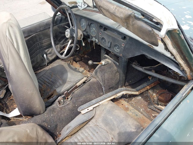 45978198 :رقم المزاد ، FDU42597L vin ، 1969 Triumph Spitfire مزاد بيع