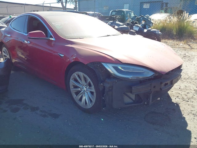 Продаж на аукціоні авто 2018 Tesla Model S 100d/75d/p100d, vin: 5YJSA1E23JF296947, номер лоту: 45978217