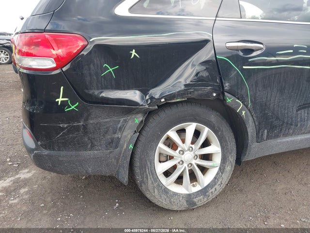 45978244 :رقم المزاد ، 5XYPGDA31HG272203 vin ، 2017 Kia Sorento 2.4l Lx مزاد بيع