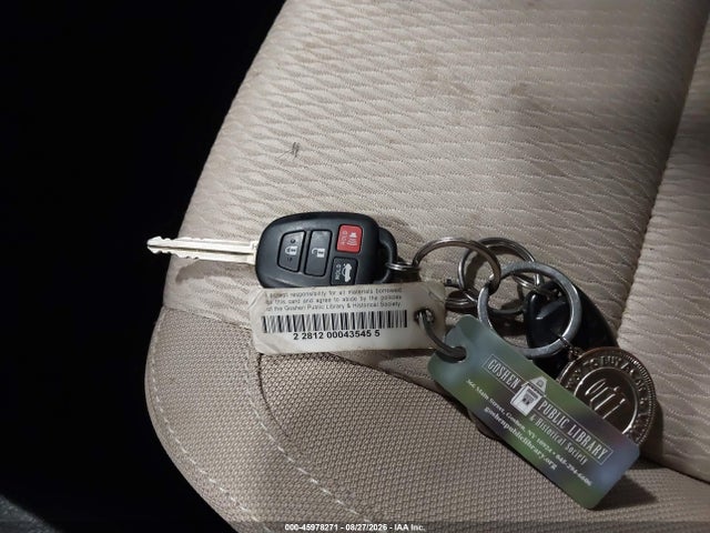 Aukcja sprzedaży 2014 Toyota Corolla Le Plus, vin: 5YFBURHE8EP120112, numer aukcji: 45978271