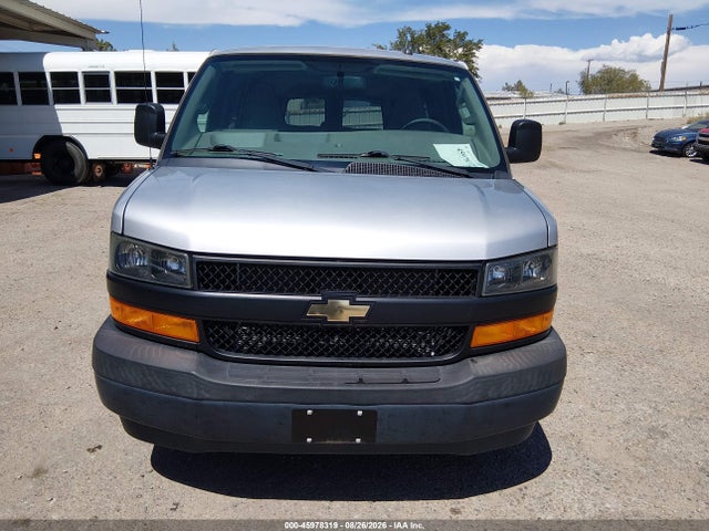 45978319 :رقم المزاد ، 1GAWGEFG9J1272770 vin ، 2018 Chevrolet Express 2500 Ls مزاد بيع