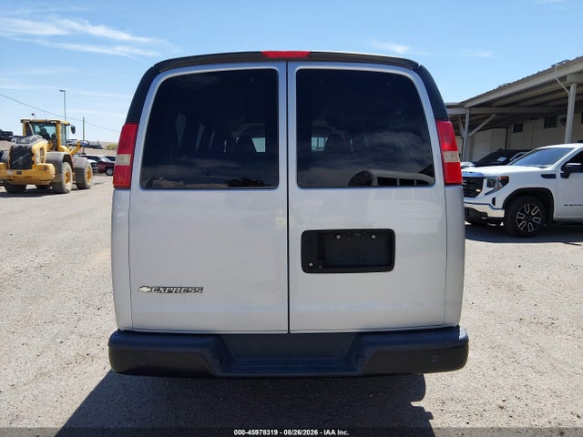 45978319 :رقم المزاد ، 1GAWGEFG9J1272770 vin ، 2018 Chevrolet Express 2500 Ls مزاد بيع