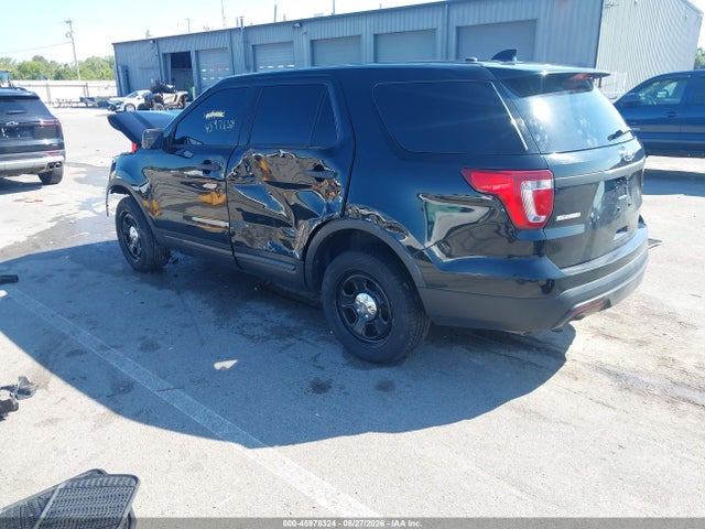 2016 Ford Utility Police Interceptor მანქანა იყიდება აუქციონზე, vin: 1FM5K8AR2GGA01465, აუქციონის ნომერი: 45978324