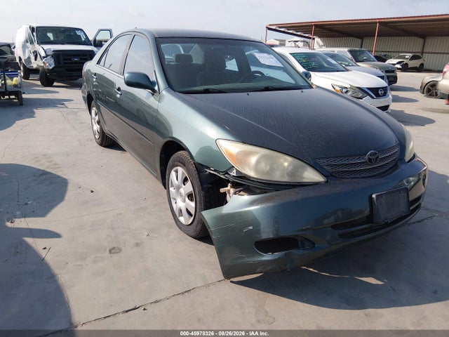 2002 Toyota Camry Le მანქანა იყიდება აუქციონზე, vin: JTDBE32K420079685, აუქციონის ნომერი: 45978326