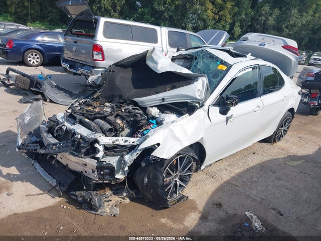 2024 Toyota Camry Hybrid Se მანქანა იყიდება აუქციონზე, vin: 4T1S31AK6RU072666, აუქციონის ნომერი: 45978333