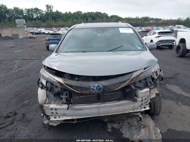 Aukcja sprzedaży 2022 Toyota Sienna Xle Woodland Edition, vin: 5TDASKFC2NS057221, numer aukcji: 45978366