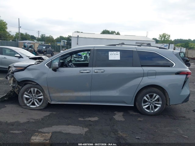 Aukcja sprzedaży 2022 Toyota Sienna Xle Woodland Edition, vin: 5TDASKFC2NS057221, numer aukcji: 45978366
