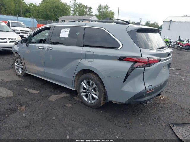 Aukcja sprzedaży 2022 Toyota Sienna Xle Woodland Edition, vin: 5TDASKFC2NS057221, numer aukcji: 45978366