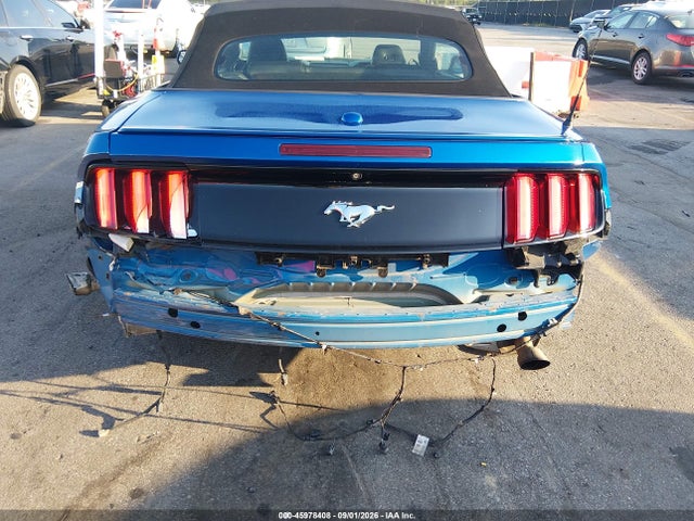 Продажа на аукционе авто 2017 Ford Mustang Ecoboost Premium, vin: 1FATP8UH9H5326942, номер лота: 45978408