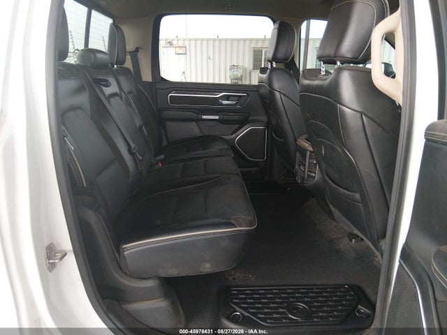 1C6RREJM5LN256760 RAM 1500 Laramie 4x2 5&#039;7 Box
