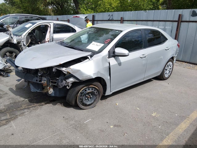 Toyota COROLLA LE 2017 5YFBURHE9HP723008 Image 2