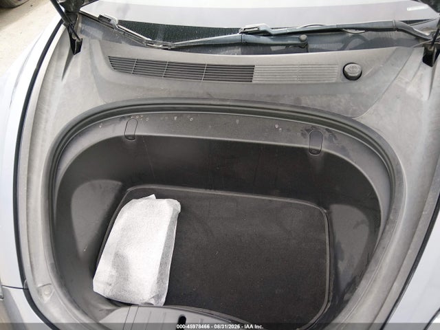 Tesla Model 3 Long Range/mid Range 2018 5YJ3E1EA2JF158493 Image 10