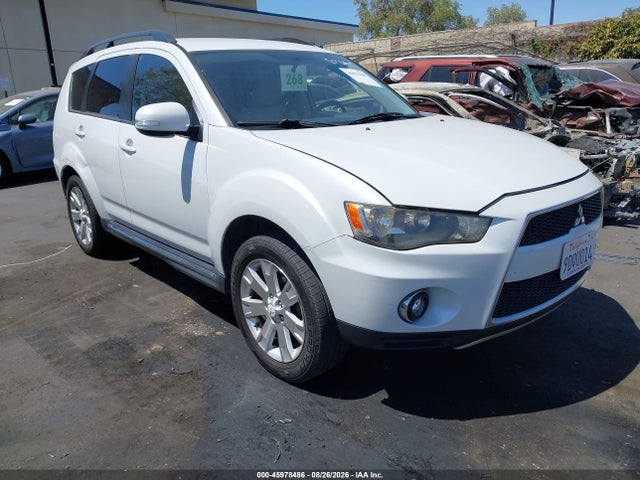 2010 Mitsubishi Outlander Se მანქანა იყიდება აუქციონზე, vin: JA4AS3AW5AZ013871, აუქციონის ნომერი: 45978486