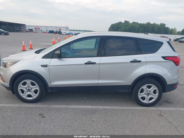 2019 Ford Escape S მანქანა იყიდება აუქციონზე, vin: 1FMCU0F7XKUB38478, აუქციონის ნომერი: 45978487