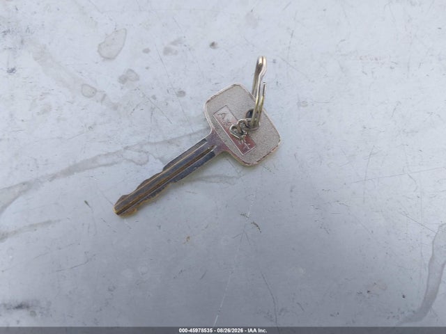45978535 :رقم المزاد ، JT2BG22K310604683 vin ، 2001 Toyota Camry Le مزاد بيع