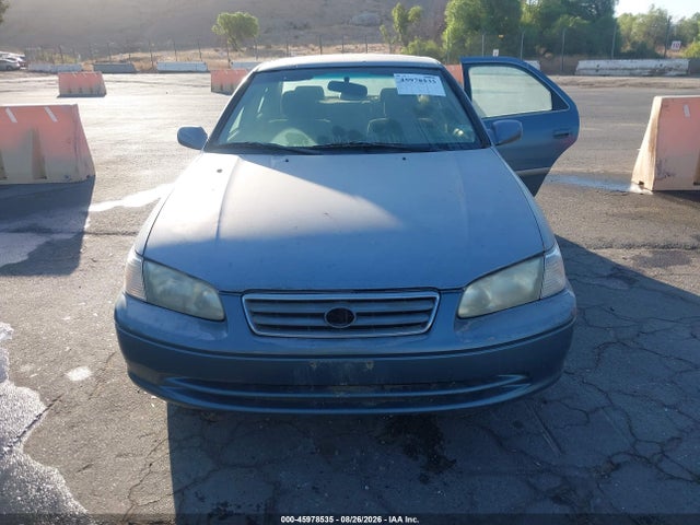 45978535 :رقم المزاد ، JT2BG22K310604683 vin ، 2001 Toyota Camry Le مزاد بيع