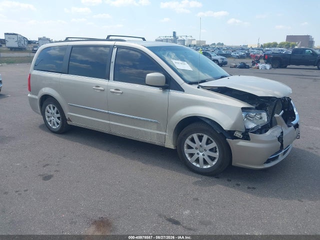 2013 Chrysler Town & Country Touring მანქანა იყიდება აუქციონზე, vin: 2C4RC1BG7DR745449, აუქციონის ნომერი: 45978587