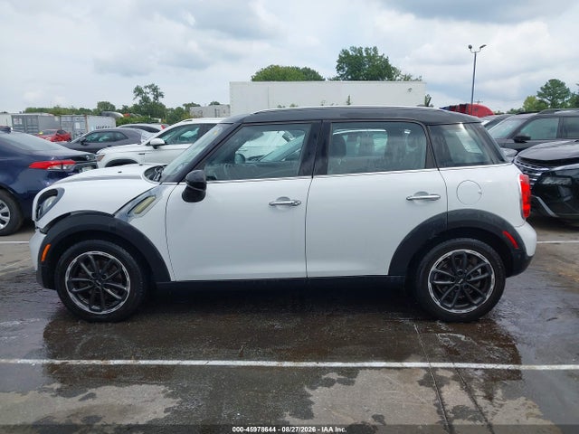 2016 Mini Countryman Cooper მანქანა იყიდება აუქციონზე, vin: WMWZB3C53GWR47581, აუქციონის ნომერი: 45978644