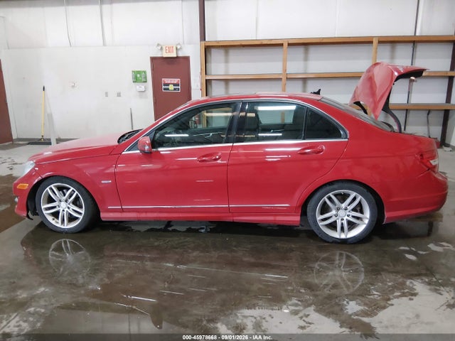 Продажа на аукционе авто 2012 Mercedes-benz C 250 Luxury/sport, vin: WDDGF4HB6CA599274, номер лота: 45978668