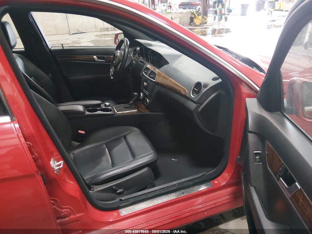 Продажа на аукционе авто 2012 Mercedes-benz C 250 Luxury/sport, vin: WDDGF4HB6CA599274, номер лота: 45978668