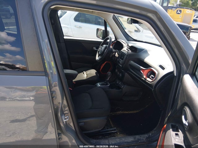 45978683 :رقم المزاد ، ZACNJBAB5LPL21428 vin ، 2020 Jeep Renegade Upland 4x4 مزاد بيع