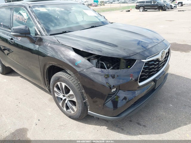 Toyota Highlander Xle 2021 5TDHZRBH9MS150062 Image 19