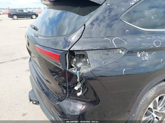 Toyota Highlander Xle 2021 5TDHZRBH9MS150062 Image 22