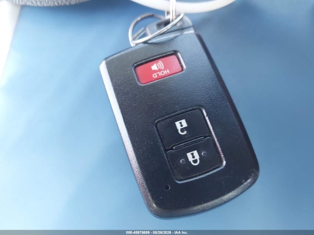 Продаж на аукціоні авто 2017 Toyota Prius C Three, vin: JTDKDTB34H1593390, номер лоту: 45978699