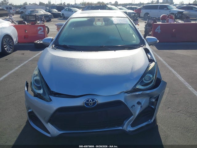 Продаж на аукціоні авто 2017 Toyota Prius C Three, vin: JTDKDTB34H1593390, номер лоту: 45978699