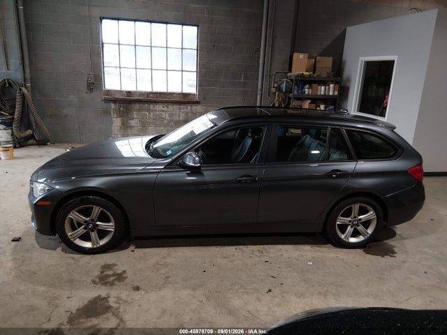 45978709 :رقم المزاد ، WBA3G7C59EKN37273 vin ، 2014 Bmw 328i Xdrive مزاد بيع