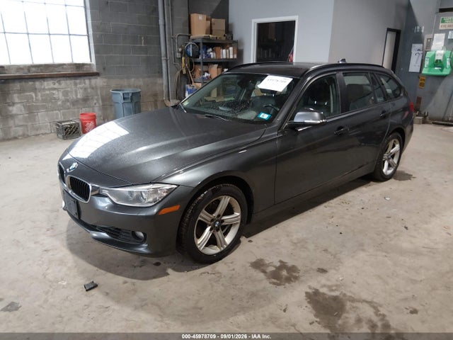 45978709 :رقم المزاد ، WBA3G7C59EKN37273 vin ، 2014 Bmw 328i Xdrive مزاد بيع