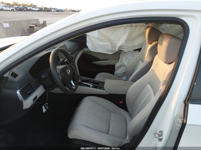45978711 :رقم المزاد ، 1HGCV1F47JA141319 vin ، 2018 Honda Accord Ex مزاد بيع